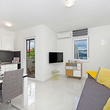 Ferienwohnung Irma Trogir Exterior foto