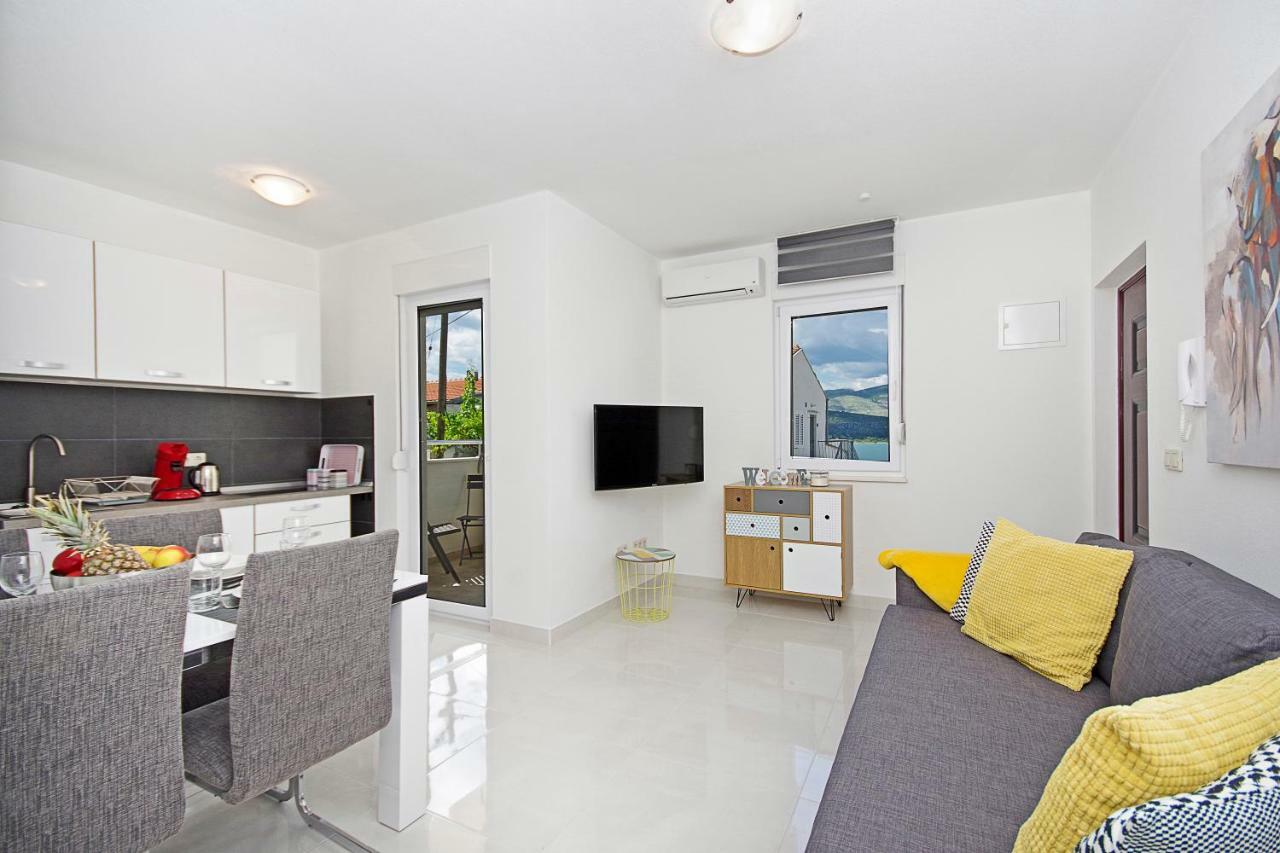 Ferienwohnung Irma Trogir Exterior foto