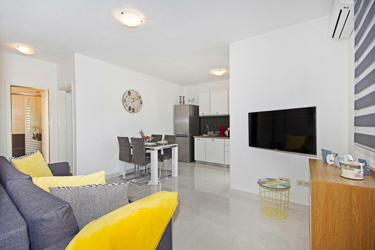 Ferienwohnung Irma Trogir Exterior foto