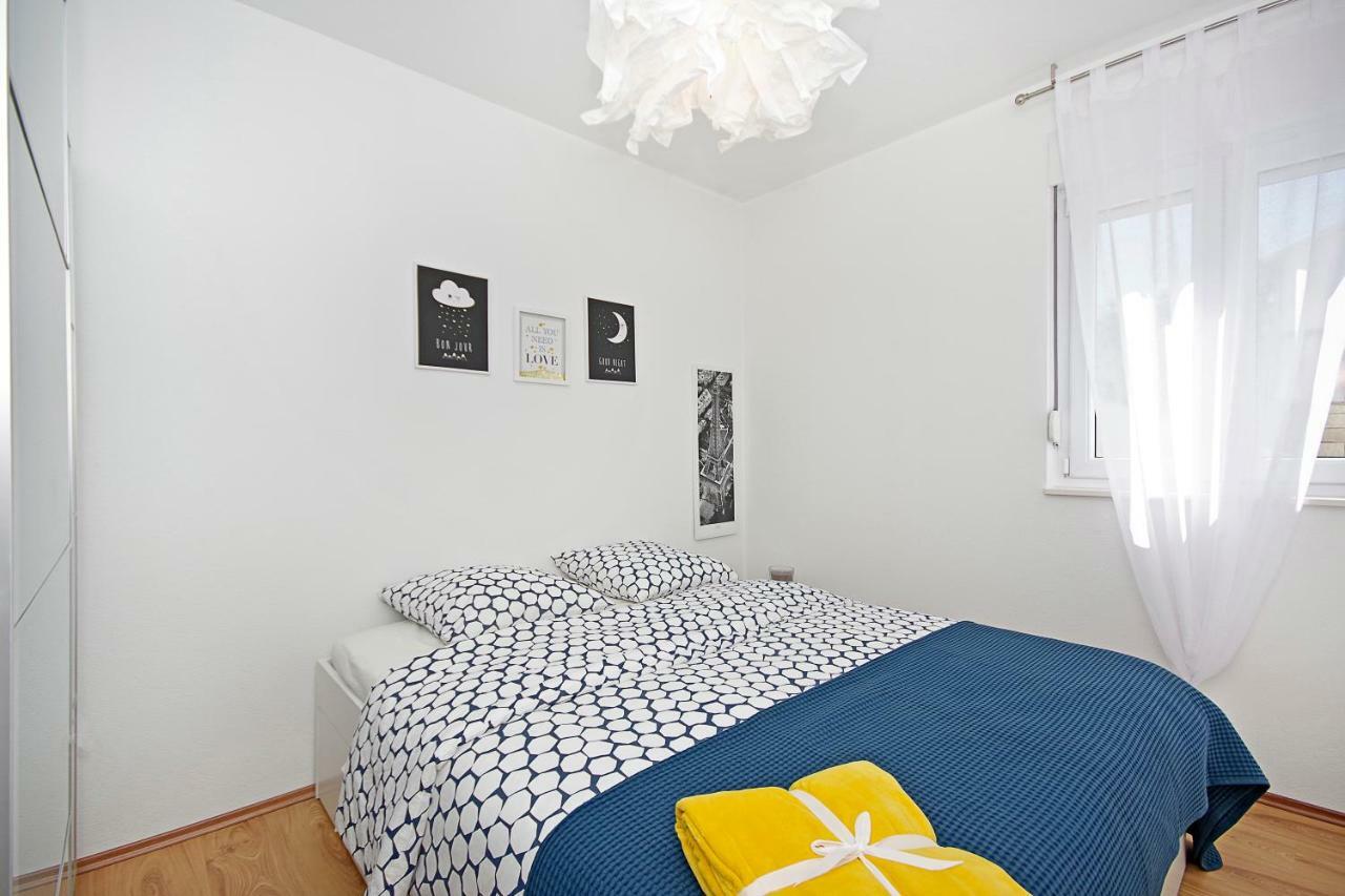 Ferienwohnung Irma Trogir Exterior foto